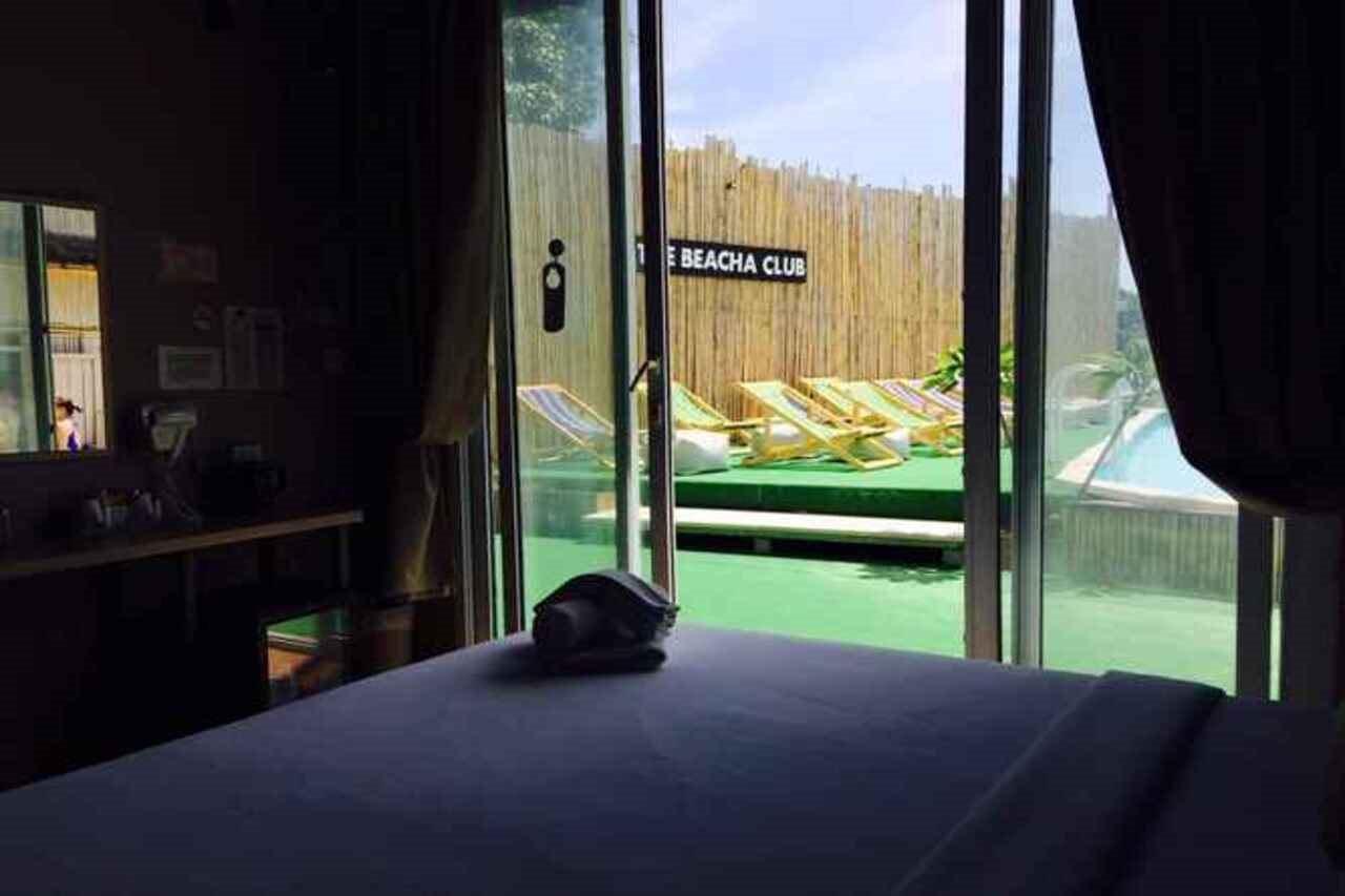 The Beacha Club Hotel Phi Phi Don Exterior photo